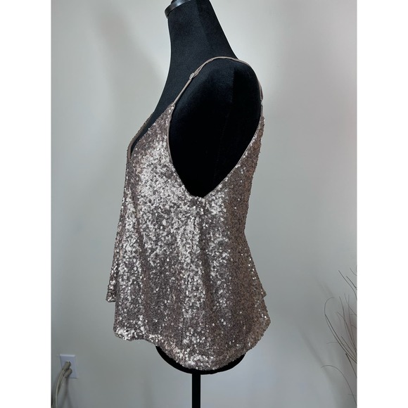 TOBI Shana Gold Sequin Crop Top Spaghetti Strap V-Neck Size L - Picture 4 of 6